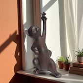 【美品】　ヤチコダルマ　のぞき　招き猫 張子] ヤチコダルマ／のぞき達磨 - 旅猫雑貨店オンライン ｜ 通販