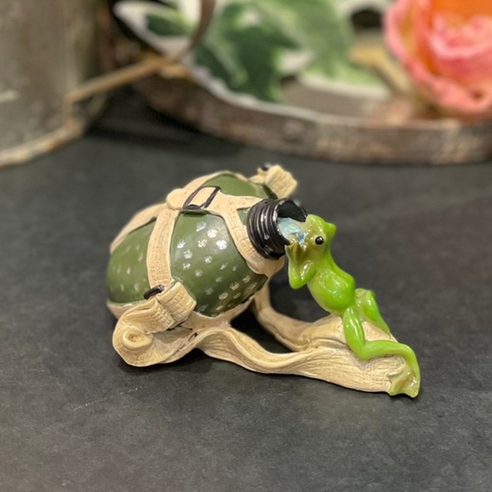 激レア キティ&ダニエル ジオラマ スイカ 夏 カエル 箱あり Vivitix 激