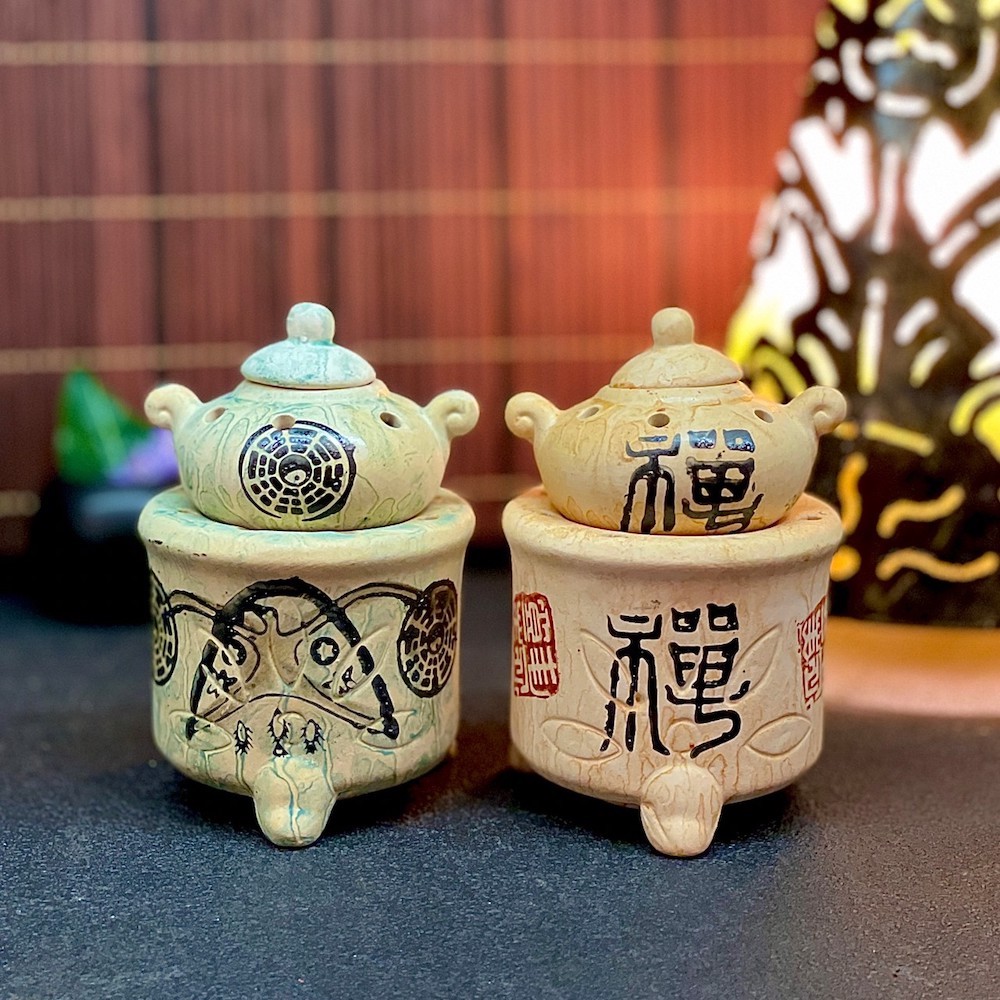 須恵器 土器線刻模様の陶器香炉？瓶？ 須恵器 土器線刻模様の陶器香炉