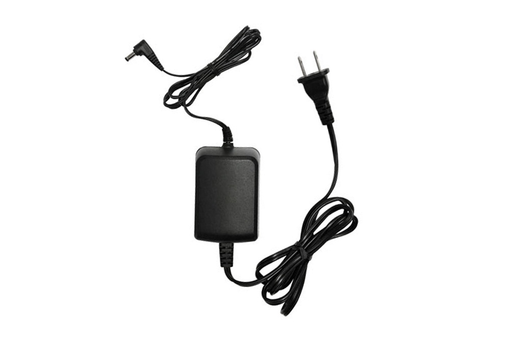 ���󥦥å� W08-1250-25��AC�����ץ��� W08-1084-05