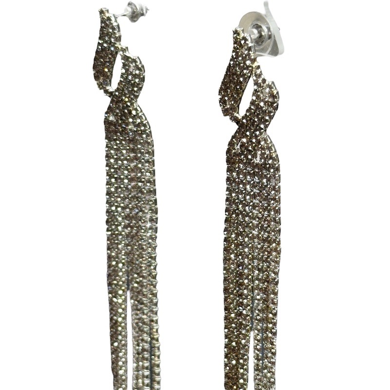 ドロップ型 ロング シルバー ピアス