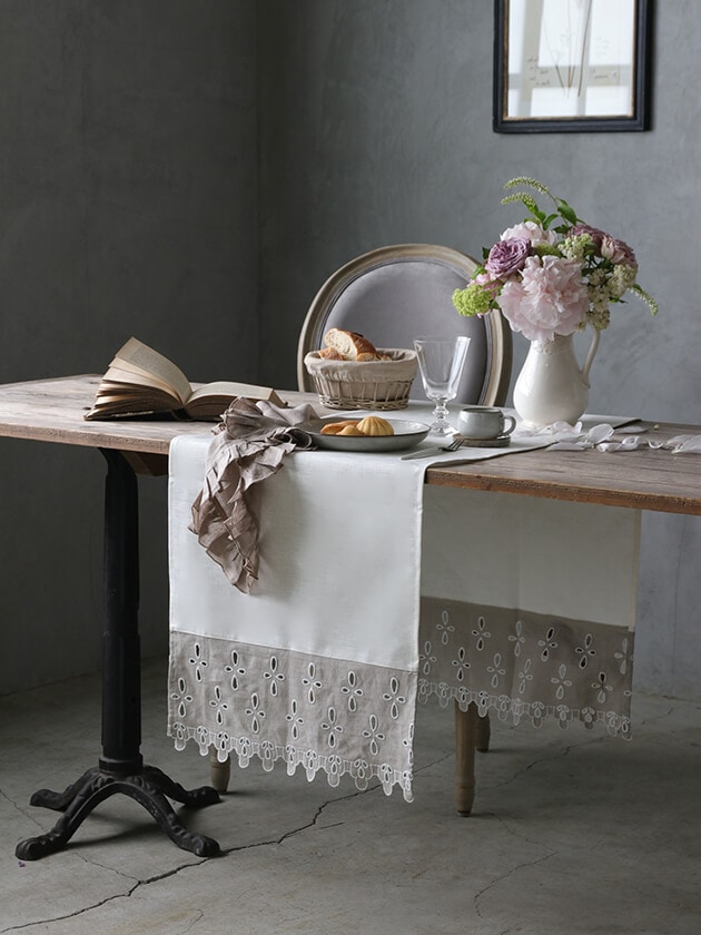 サラグレース ダイニングテーブル 新古品 【公式通販】