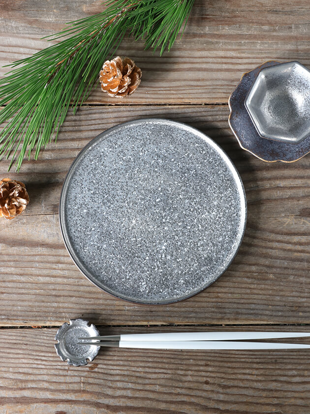 陶悦窯 重箱丸皿 黒柚子銀塗り