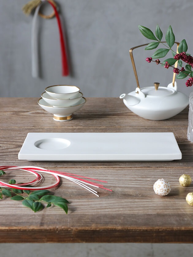 練石肌くぼみ長角台皿