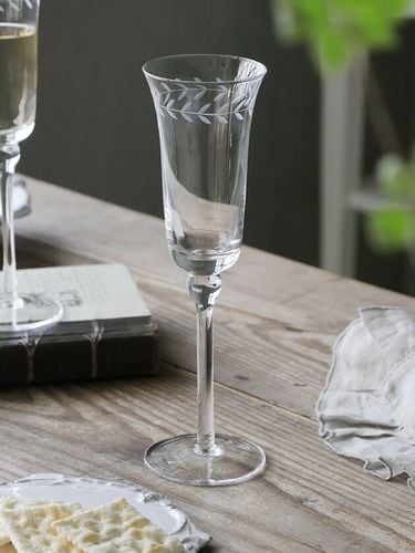 Lene Bjerre�����ѥ󥰥饹Dauphine