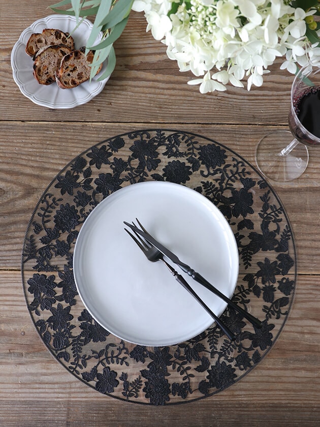 Fiorira un GiardinoビニールプレースマットFLOWERSブラック38cm