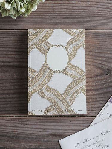 Antoinette Poisson�Ρ��ȥ֥å�99A Ź����