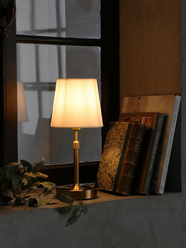 Nordic LED �ơ��֥����GOLD���ȥ�å��ե��֥�å��������� (���ż�)