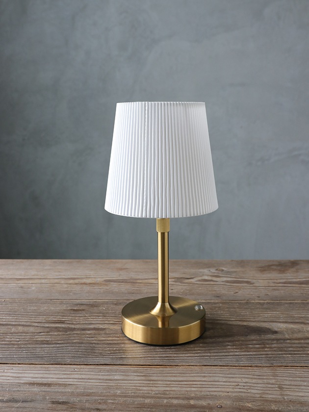 Nordic LED �ơ��֥����GOLD���ȥ�å��ե��֥�å��������� (���ż�)