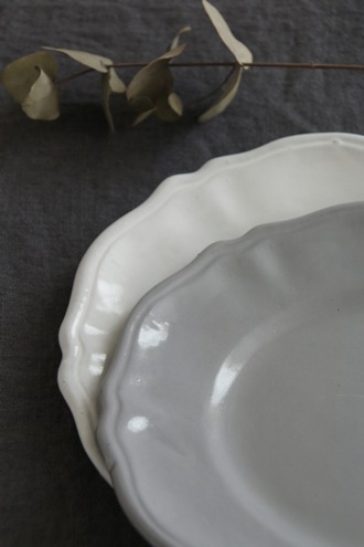 Bleu D'Argile Louis XVディナープレートホワイト25cm ブルーダルジル