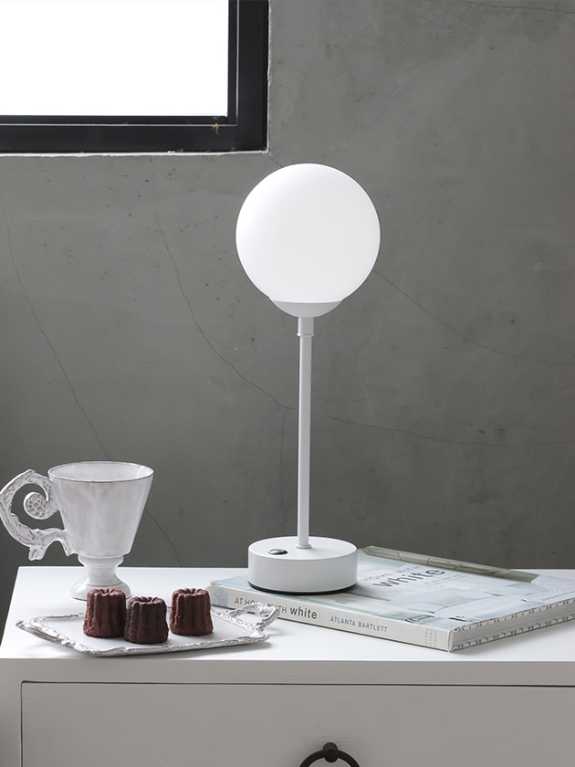 Nordic LED �ơ��֥����WHITE �ܡ��� (���ż�)