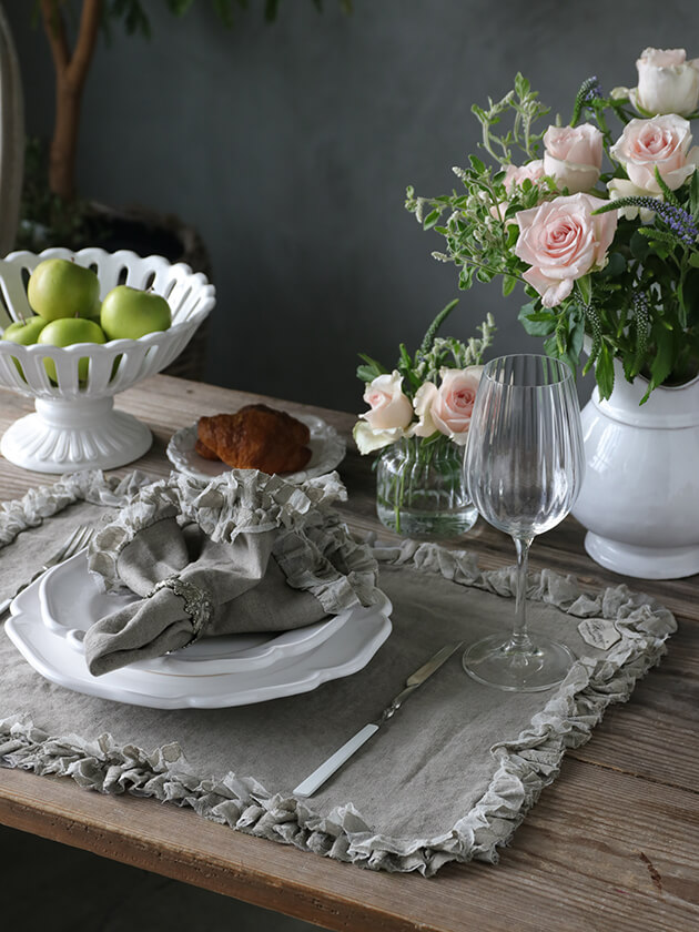 Chez moiプレースマットChicスチールグレー サラグレースランチョンマット