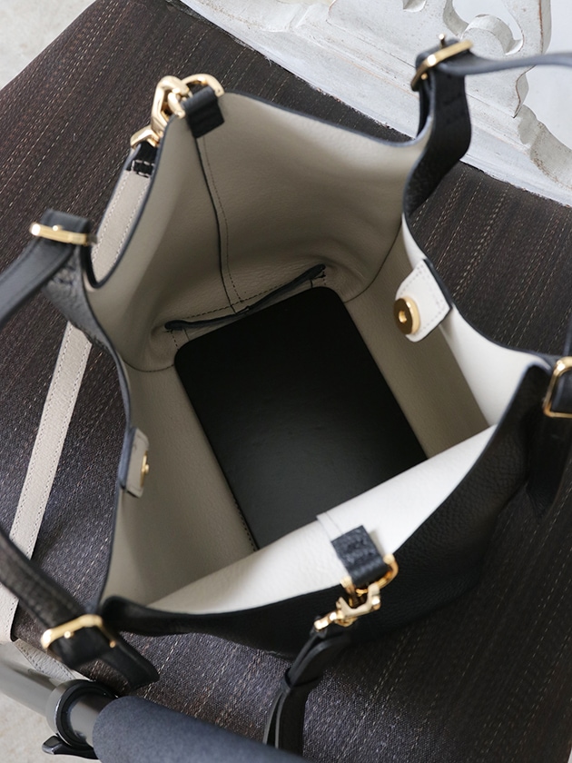 ロメオジリ ホルターネックロングドレス バックオープン 黒 60-88*HD4 シンプルシフォンブラックロングドレス