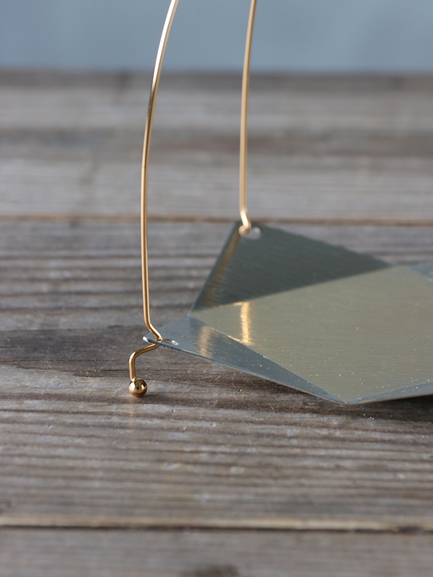 ���ƥ�쥹��̻�