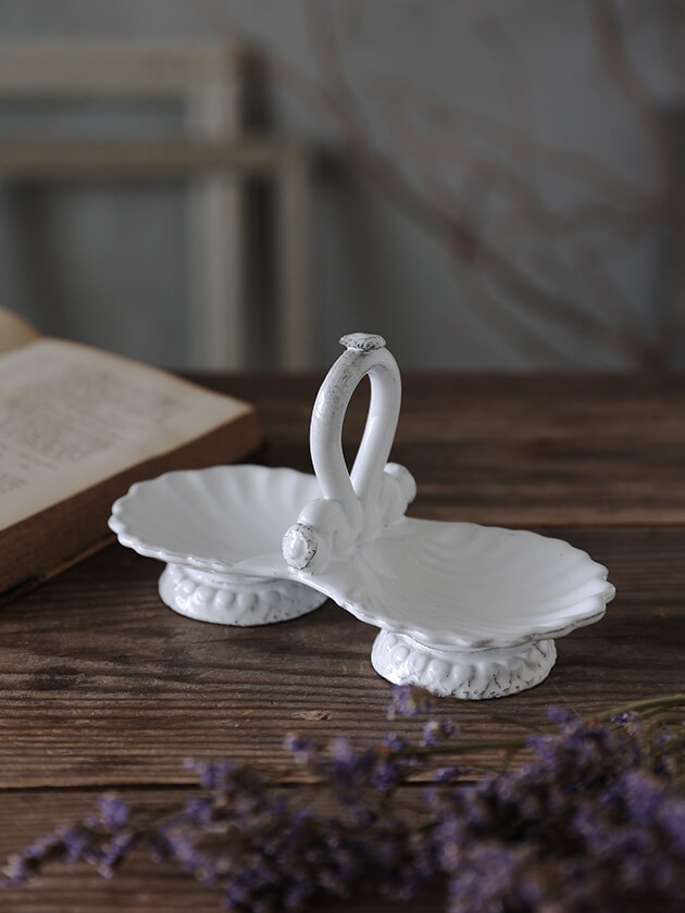 JBAdeV,creations depuis 1993 / Jean Baptiste Astier de Villatte ���֥�ץ졼��St-Jacques(010/040)