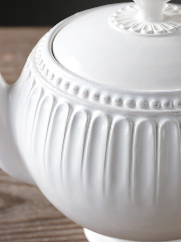 ELIOS PERLEティーポットホワイト｜フランスやヨーロッパの輸入雑貨・家具・インテリアの通販｜サラグレース