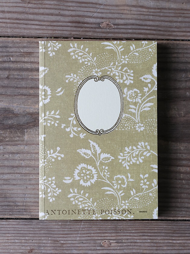 Antoinette Poisson�Ρ��ȥ֥å�97A