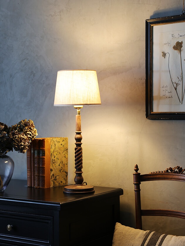 QVIST�ơ��֥���ץ֥饦��H57cm�������ɡʥ���������