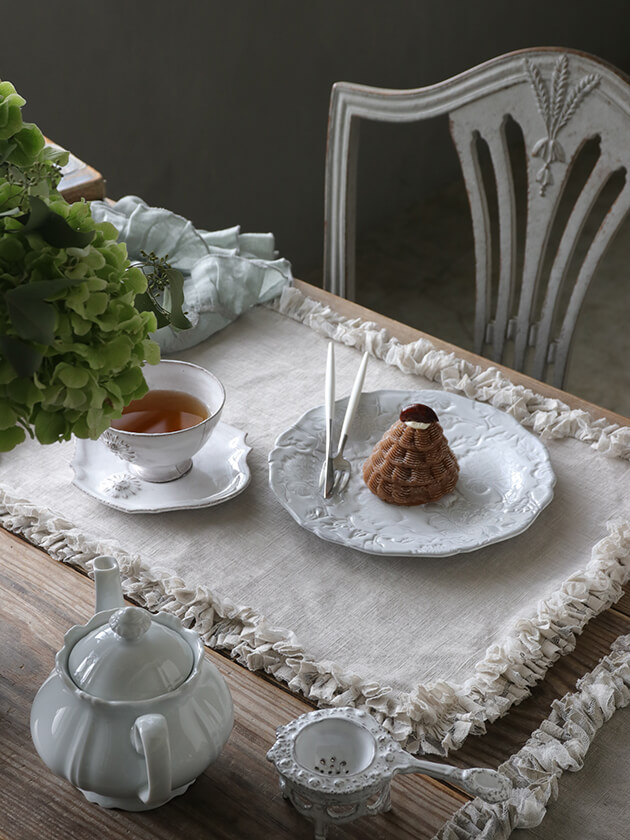 Chez moi�ץ졼���ޥå�Essential Chic�饤�ȥ١�����