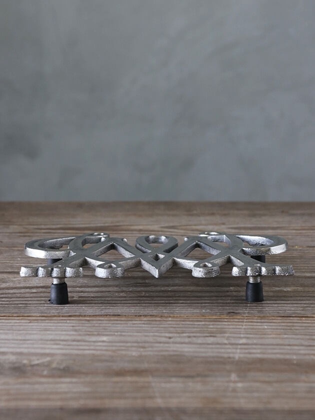 QUAINT&QUALITY�ȥ饤�٥å�Letter M