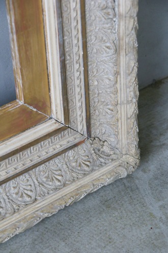 �������ϰ����ۥե�������ƥ������緿�ե졼��