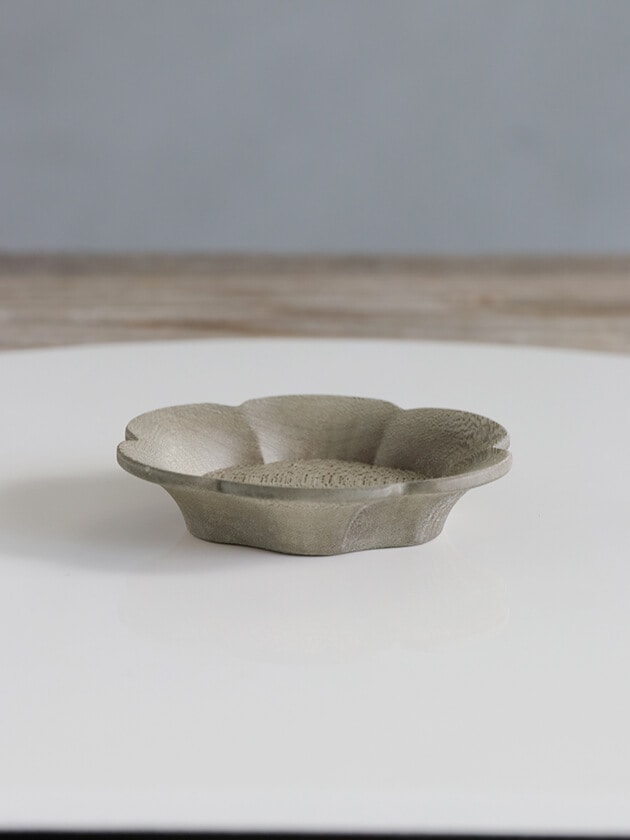 svale furniture/三木達也 稜花皿Φ240（パン皿） svale furniture/三木達也 稜花皿Φ240（パン皿）