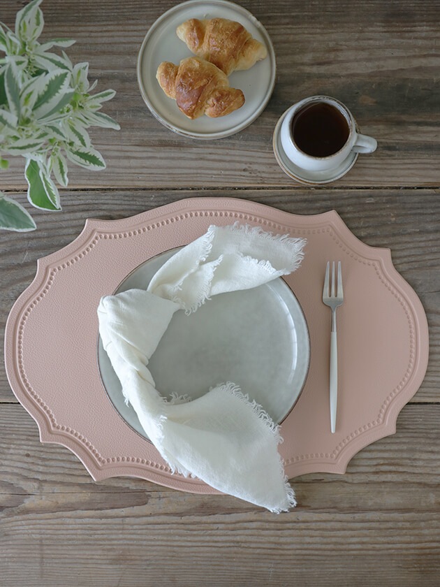 【英国】 プレースマット 8枚17cm / サービングマット 2枚23cm 英国】 プレースマット 8枚17cm / サービングマット 2枚23cm