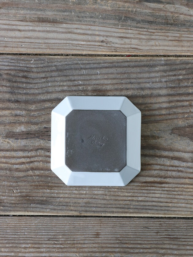 スクエアプレートFluer S 12.4cm オフホワイト