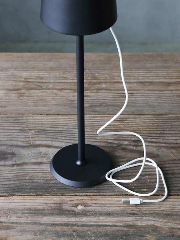 Nordic LED �ơ��֥���� ����ߥ������� (���ż�)