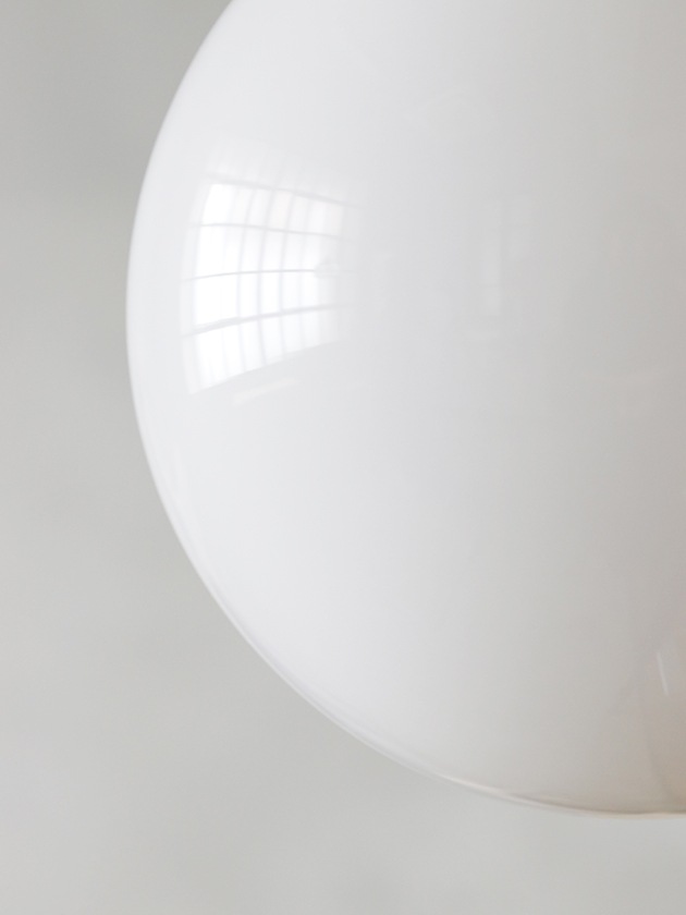 Luste�ڥ����ȥ��ץܡ���ۥ磻�ȥ��饹