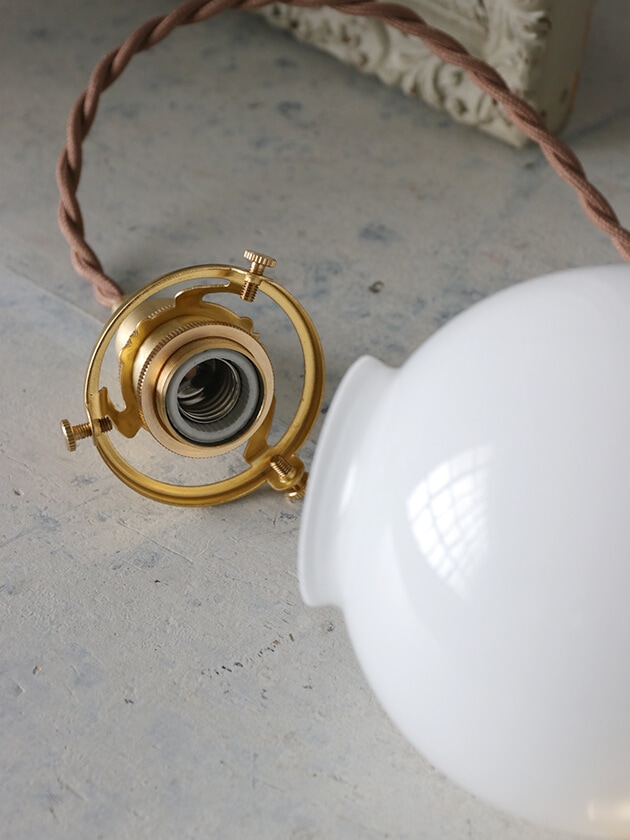 Luste�ڥ����ȥ��ץܡ���ۥ磻�ȥ��饹