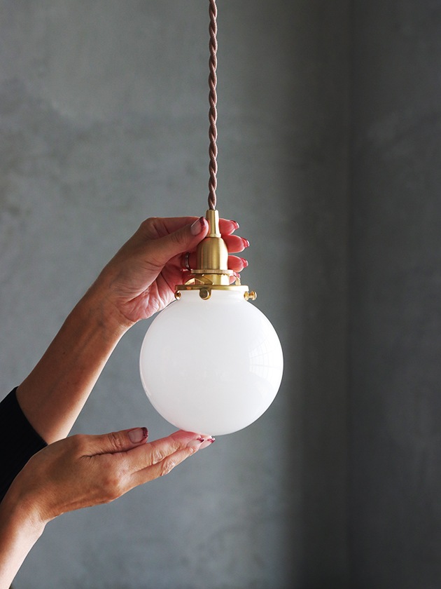 Luste�ڥ����ȥ��ץܡ���ۥ磻�ȥ��饹