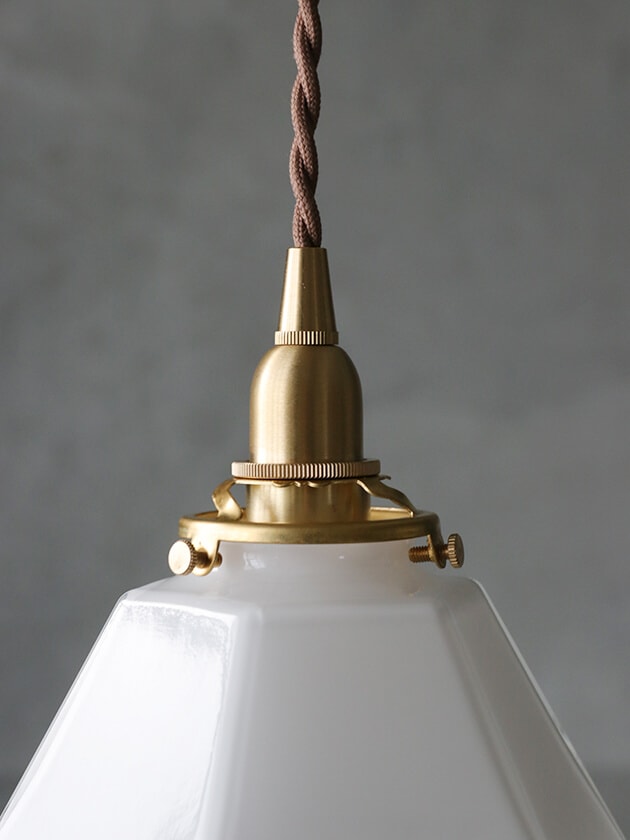 Luste�ڥ����ȥ��� Trape�ۥ磻�ȥ��饹