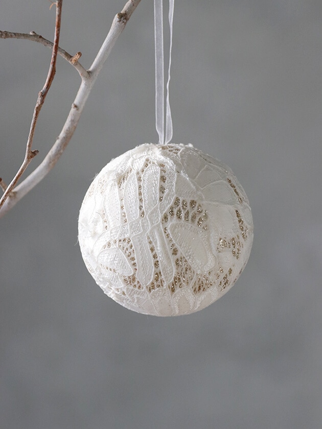 Shishiレースボールホワイト/シルバー8cm