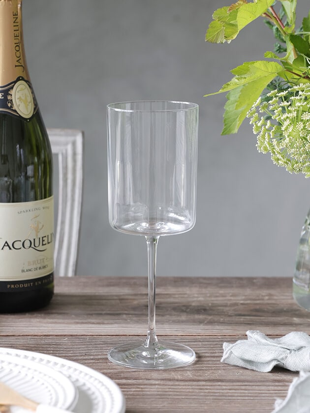 �磻�󥰥饹George