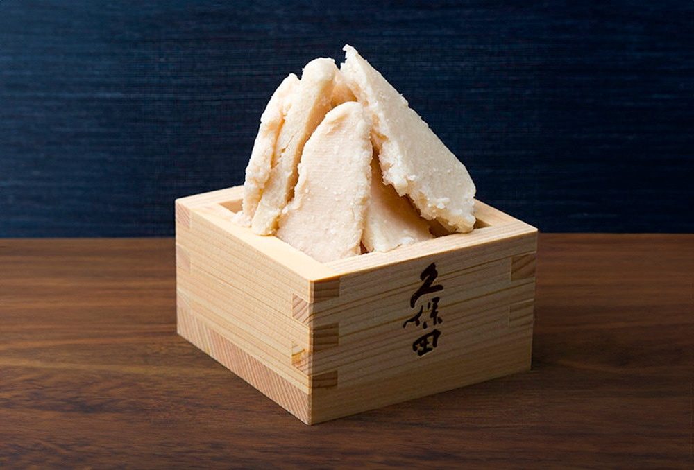 蔵元「朝日酒造」酒粕使用 練粕