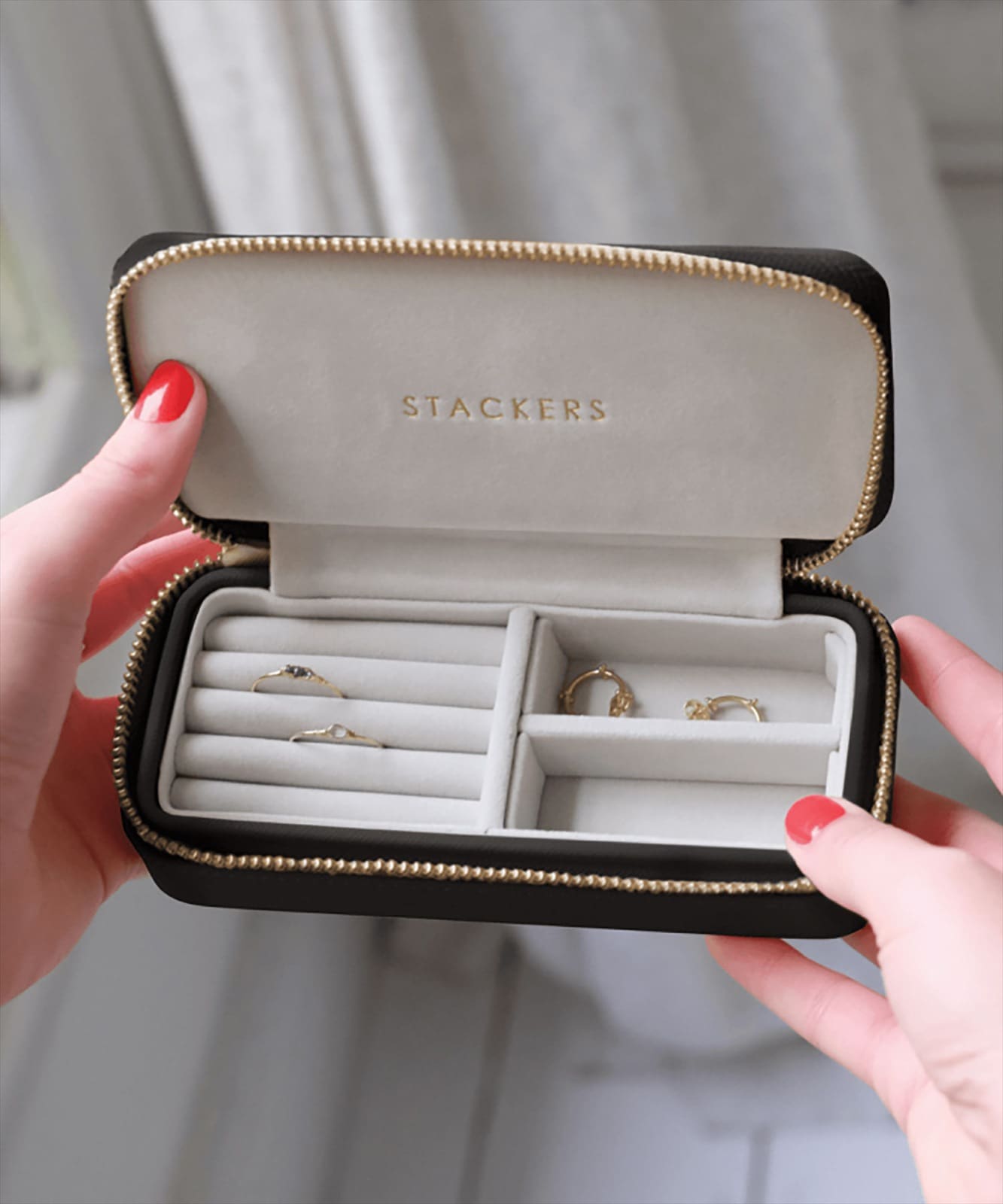 STACKERS〈スタッカーズ〉ジュエリーボックス TRAVEL M（ダスキー