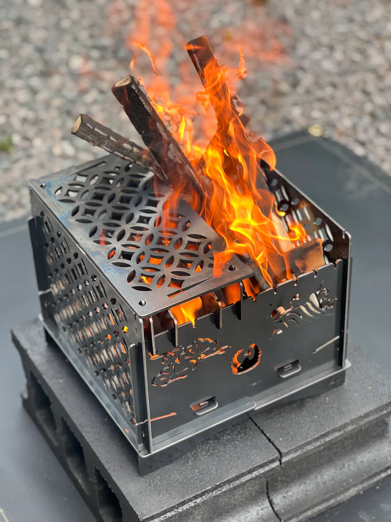 【3WAY焚き火BOX】和柄　スタンダード＋鉄板Ｓ２枚付き