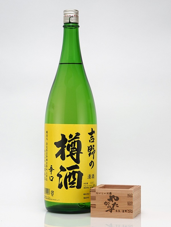 やたがらす 吉野の樽酒　辛口 （木マス付）1800ml