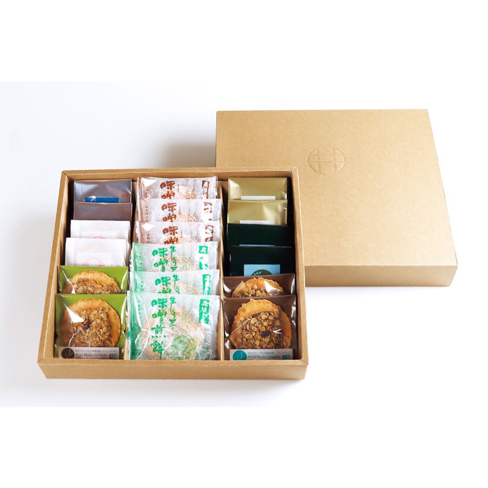 Ƿע 8͹礻 18 ٤ ⻳  ۻ ե £