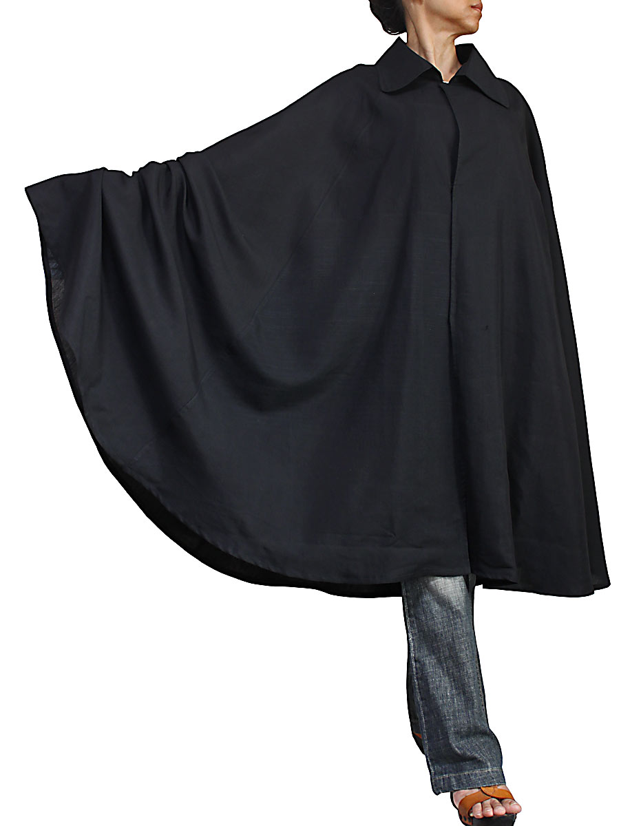ビルマシルク真夏の黒マント Jnn 086 01 アウター マント ケープ さわんアジア衣料雑貨店草木染めと手織り綿を纏う生活 ビルマシルク真夏の黒マント Jnn 086 01 アウター マント ケープ さわんアジア衣料雑貨店草木染めと手織り綿を纏う生活