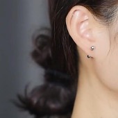 レディース バーベル型 ピアス 両端ネジ式 球体 アクセサリー シルバー999 スタッドピアス キャッチ 抗酸化加工 錆びにくい 外れにくい 装着 シンプル お洒落|ファッション小物|レディースファッ