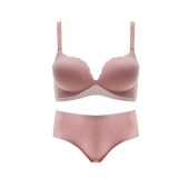 レディース ノンワイヤー シームレス ブラジャー ショーツ 上下セット ランジェリー 下着 谷間 美乳 美胸 背肉 脇肉 響かない 肌に優しい 快適 シンプル