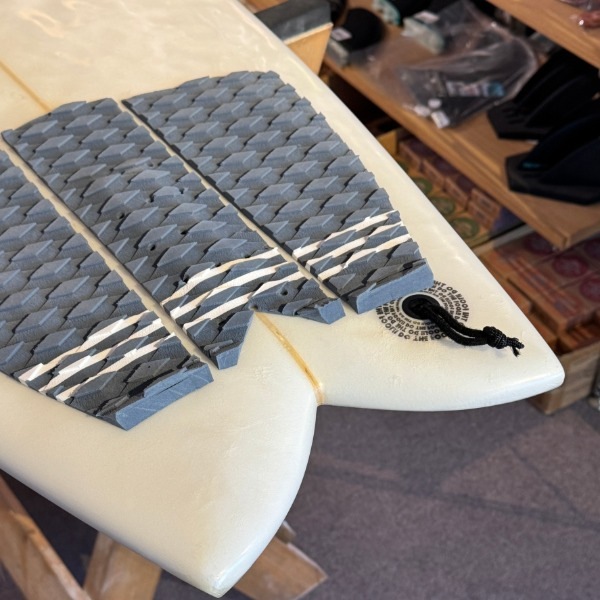 中古】3Dimension サーフボード FISHCAKE 5'9 フィッシュ ショート