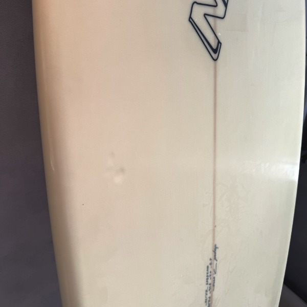 中古】ON SURFBOARD FQD 6'8 52L ショートボード クワッド スワロー