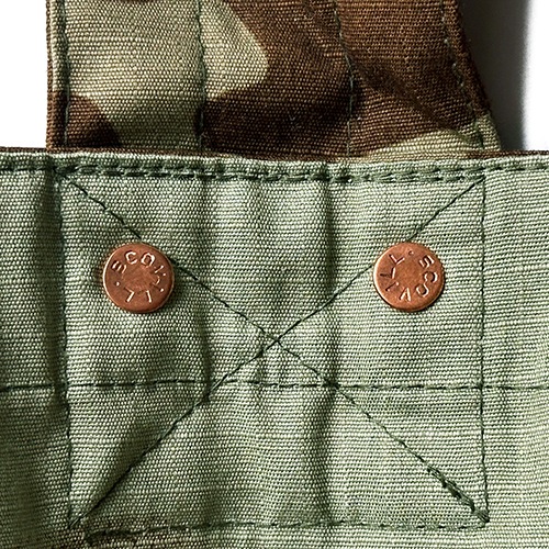 Hand Light 80's Woodland Camo Newspaper Bag