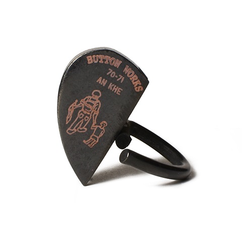 Button Works Black Line Vintage Key Ring Oval