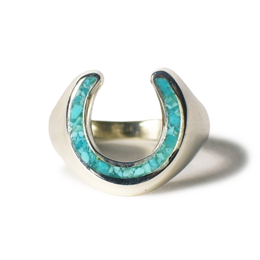 CALIFOLKS Horseshoe Inlay Ring