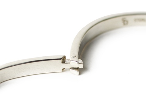 SD Buckle Design Bracelet