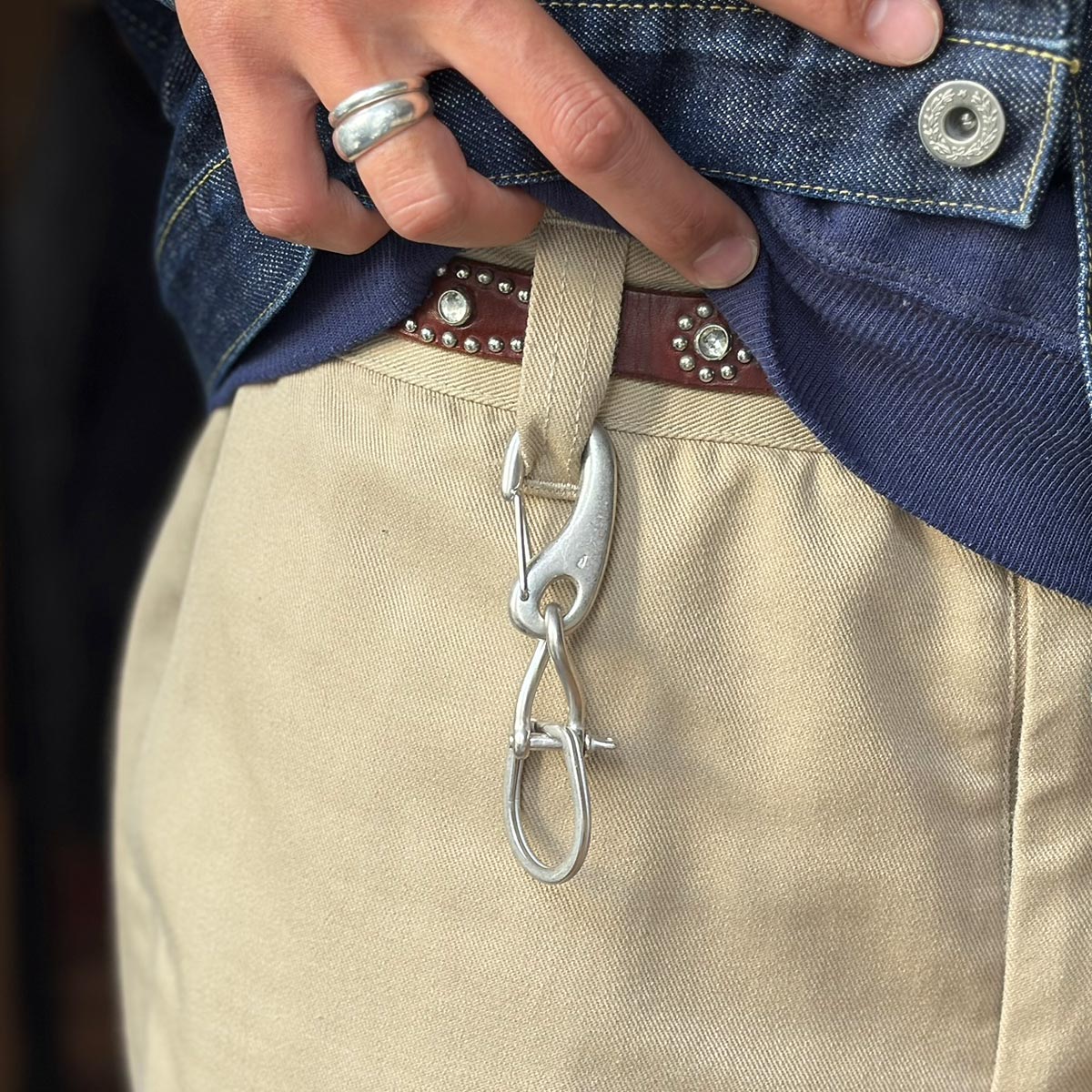 Button Works Carabiner Twist Shackle